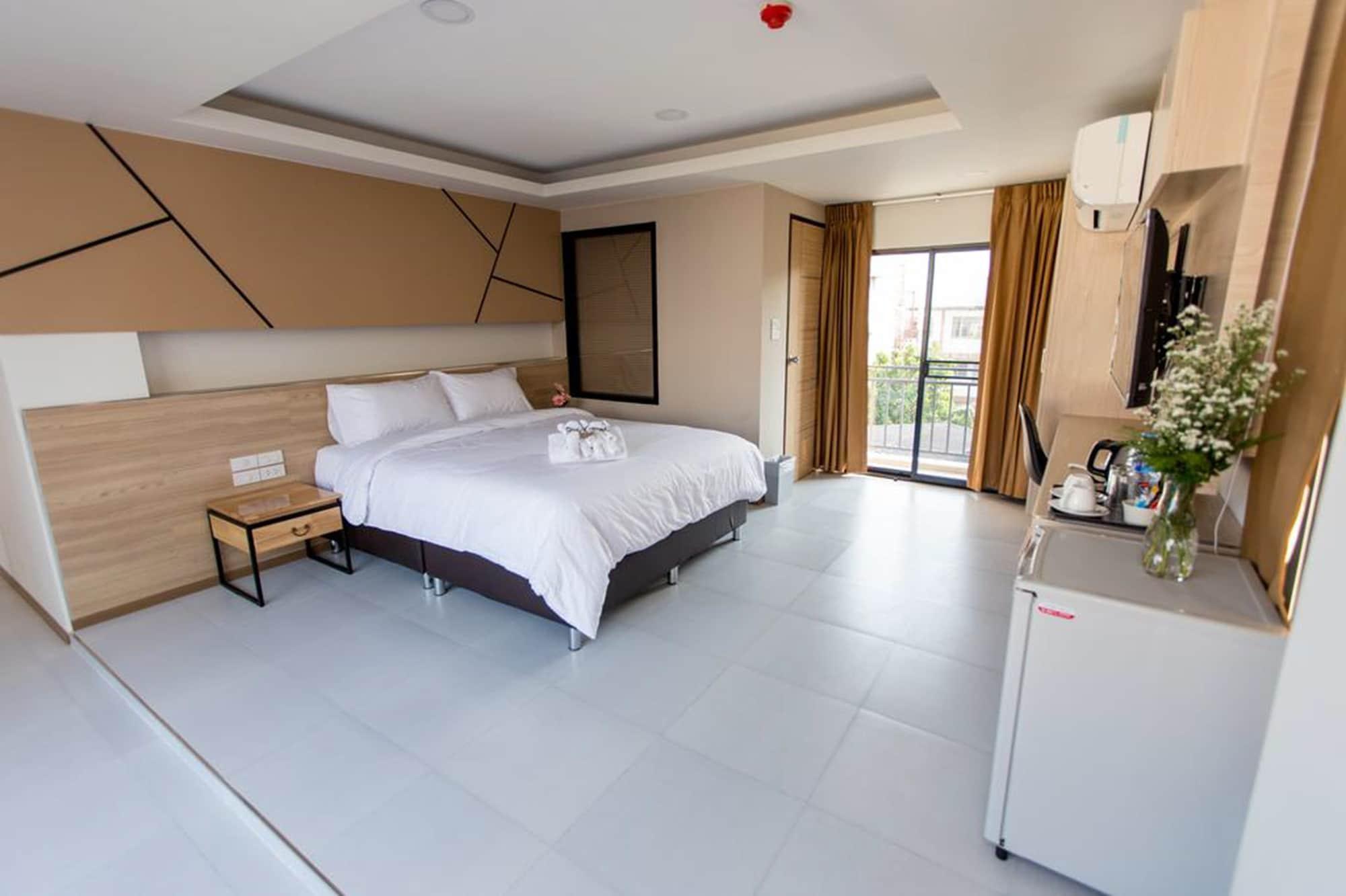 Tuck Me In Hotel